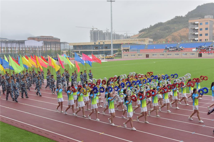 遵義醫(yī)學(xué)院69周年校慶田徑運動會